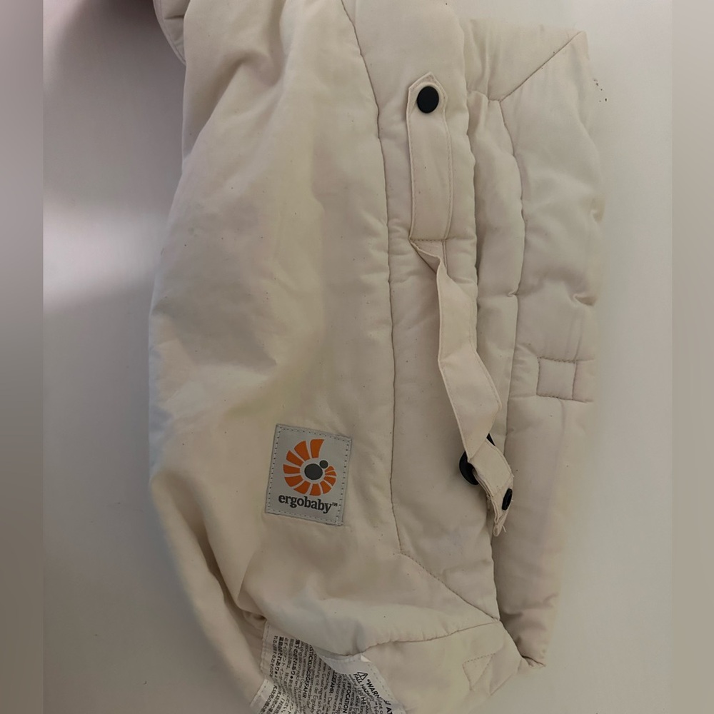 Ergo baby infant insert